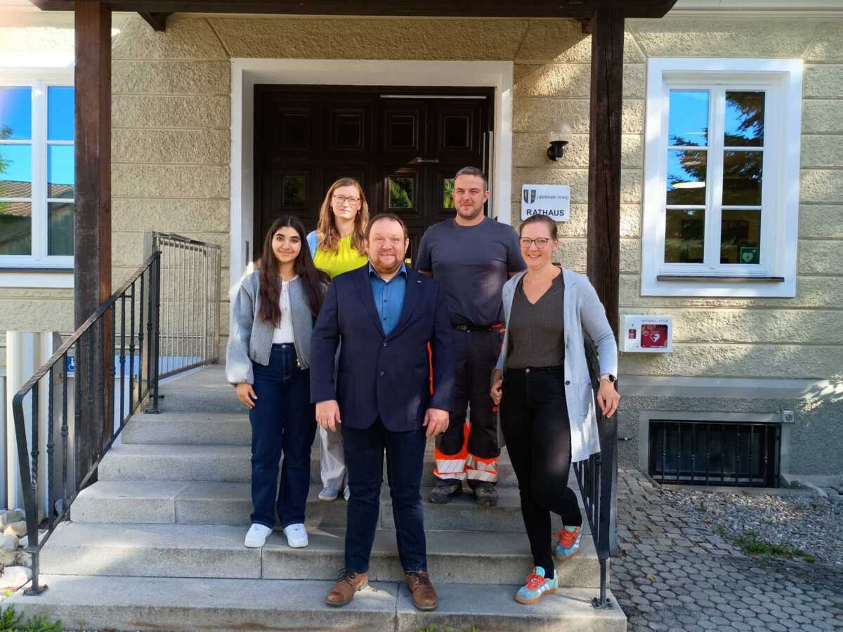 v.l. Frau Dedek, Frau Maier, 1. Bürgermeister, Herr Schmid, Frau Schrall